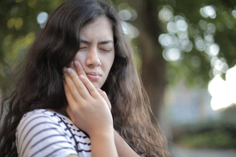 Gum Disease: Causes, Symptoms & Treatment